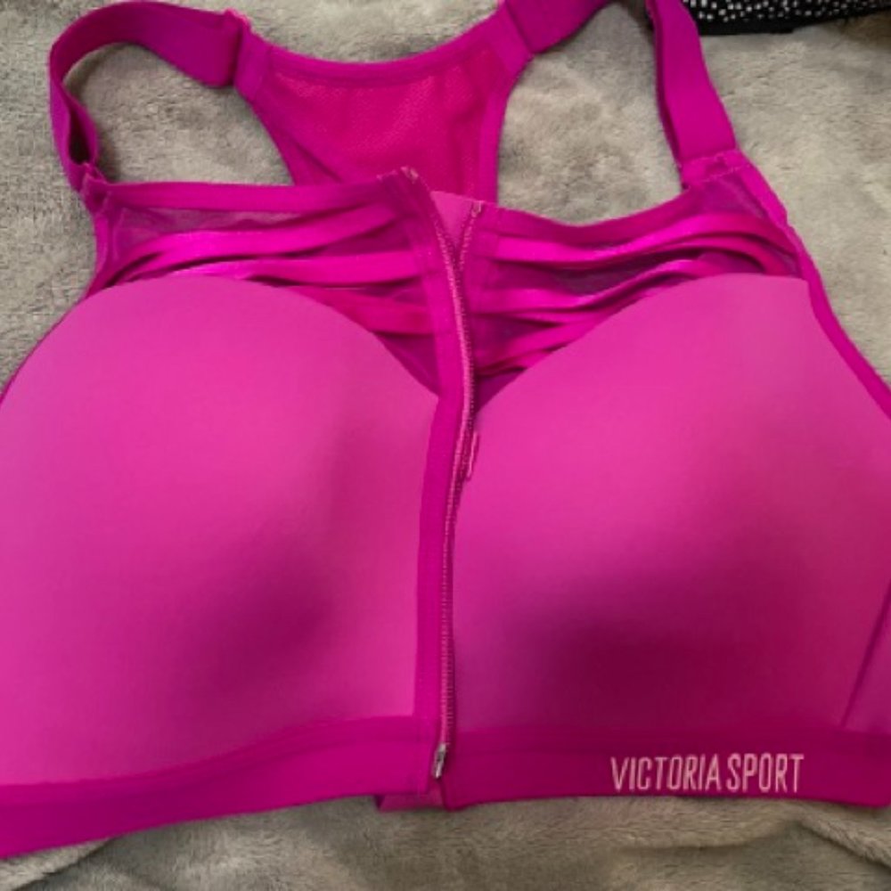 Victoria Secret Sports bra size 36D